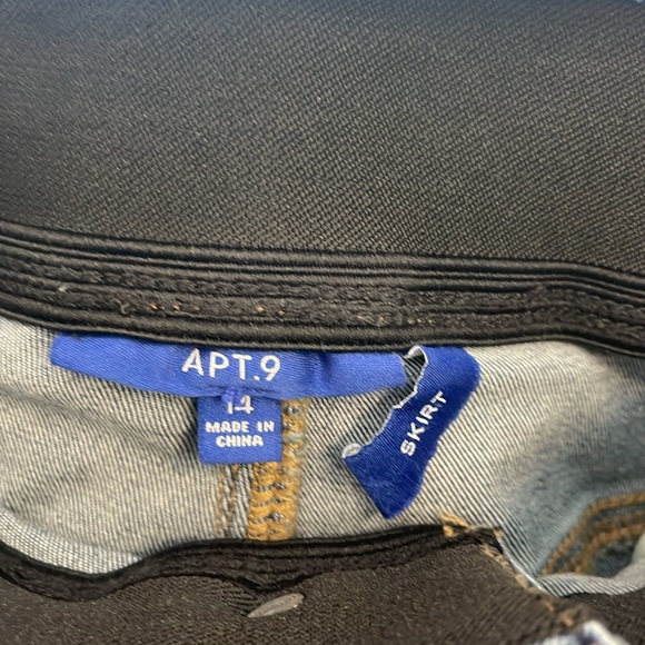 Apt 9 mini jean skirt size 14 - Picture 6 of 6